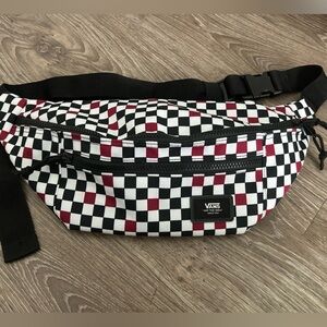 Vans- Ward Crossbody Bag- red/blk/wht Checkerboard